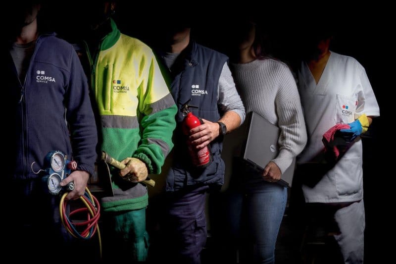 personas en el centro dimensión social y de gobernanza integrada en la Doble Materialidad de COMSA Corporación